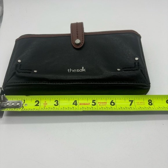 The Sak Iris Smartphone Black Leather Crossbody Bag Wallet W/ Brown Strap - Picture 6 of 7